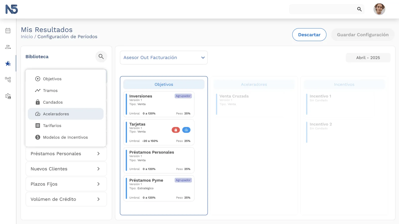 Concepto del admin — sidebar con la estructura completa